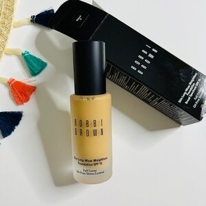 Bobbi Brown Skin Long Wear Weightless Foundation SPF 15 Full Cover Shade Natural